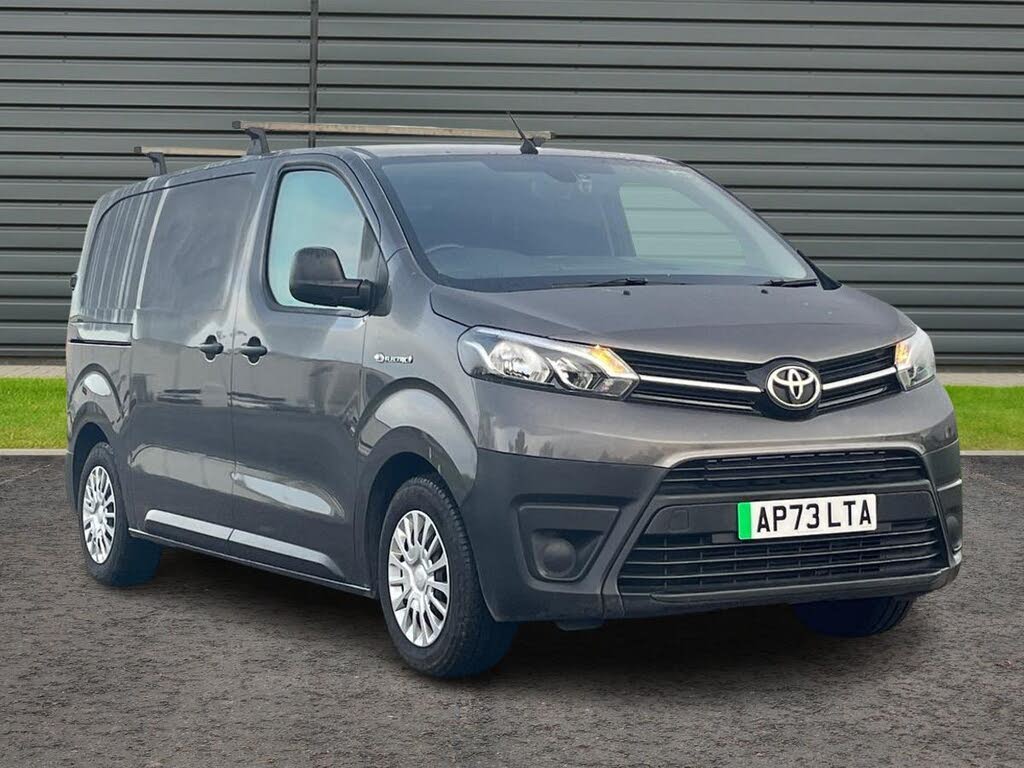2023 Toyota ProAce City E Icon L2
