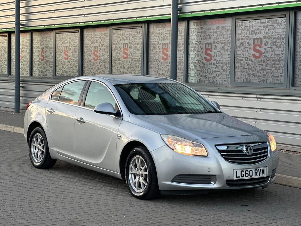 2010 Vauxhall Insignia 2.0TD SE 2.0CDTi 16v (130ps) Hatchback 5d