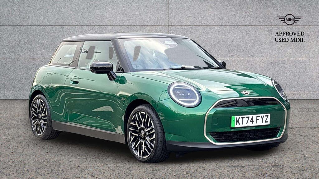 2025 MINI Mini E Cooper E Exclusive