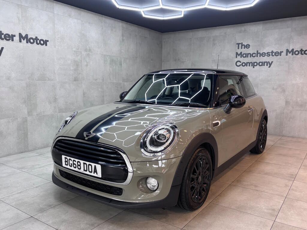2018 MINI Mini 1.5 Cooper Series II (s/s) Hatchback 3d Auto