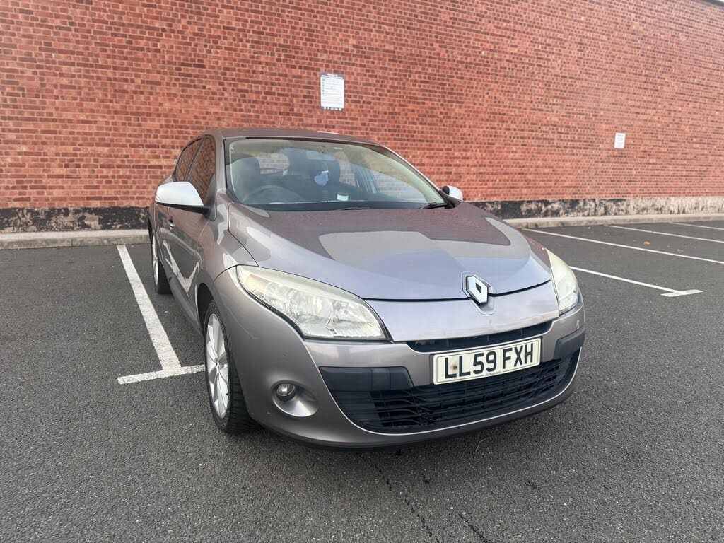 2010 Renault Megane 1.6 I - Music VVT (100bhp) Hatchback 5d