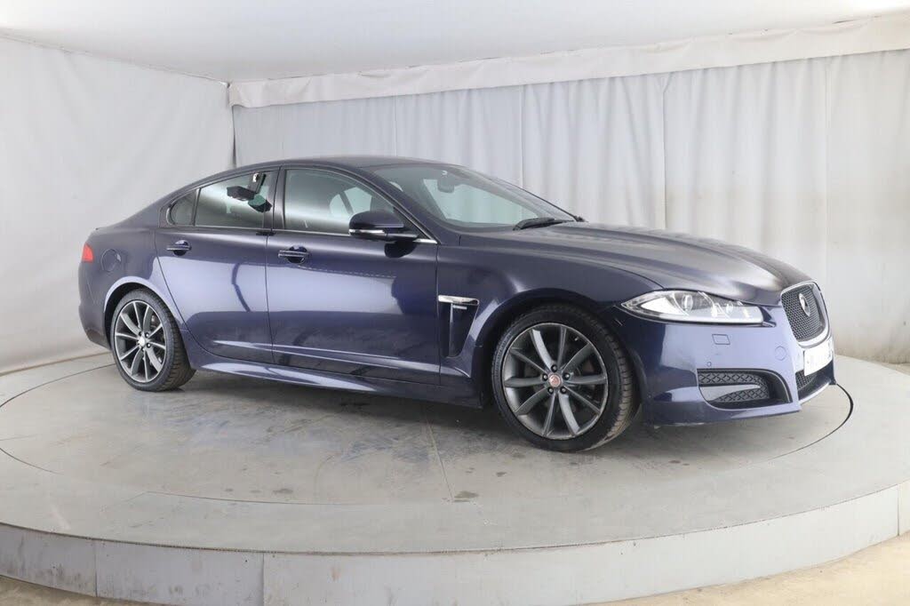 2015 Jaguar XF 2.2TD R-Sport (200ps) Saloon 4d