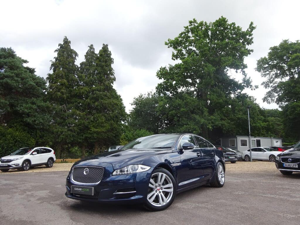 2011 Jaguar XJ Series 5.0 XJ Premium Luxury SWB