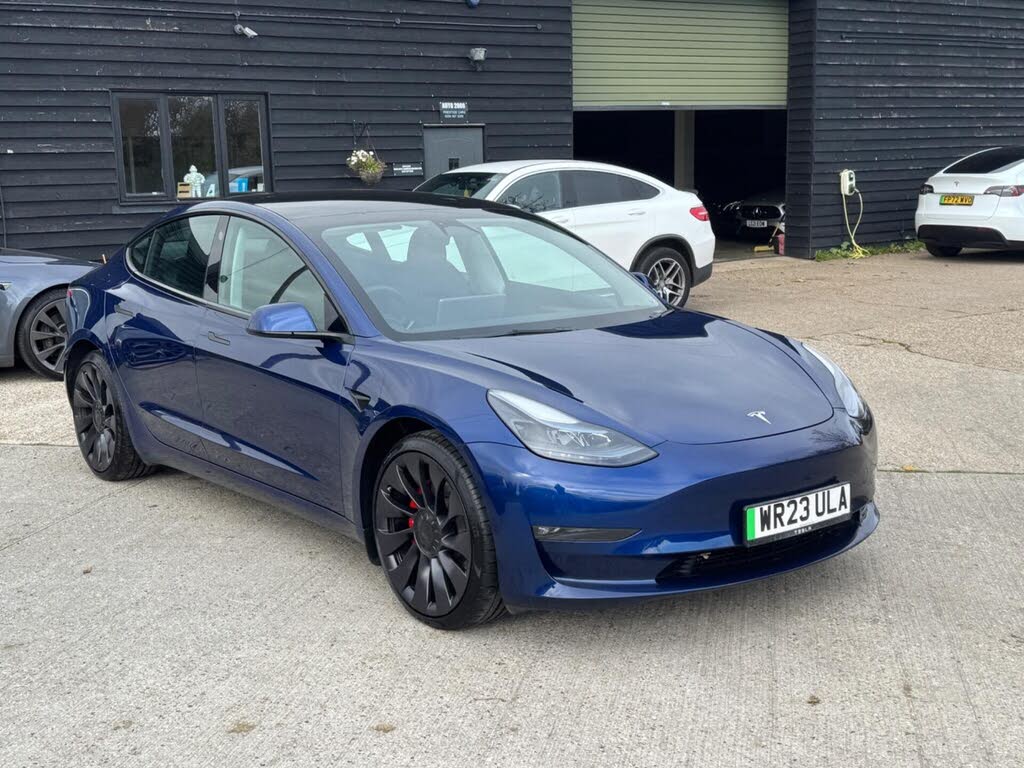 2023 Tesla Model 3 E Performance