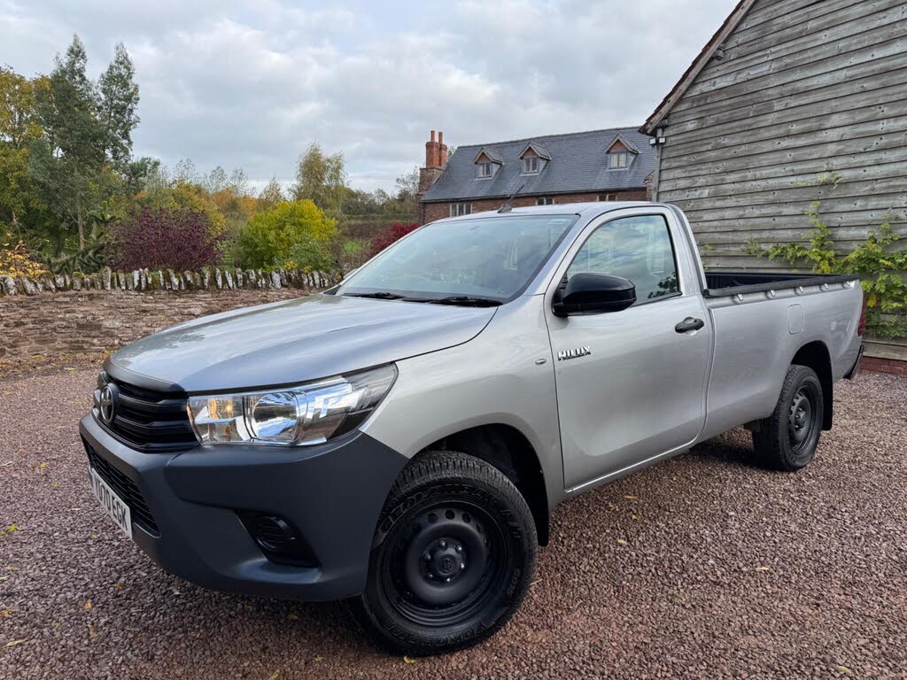 2020 Toyota Hi-Lux 2.4D-4D Active (150hp)(Eu6dT-E) 3.5t Single Pick-Up