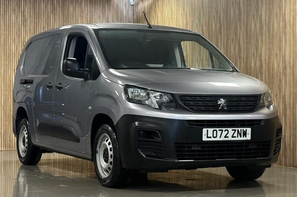 2023 Peugeot Partner 1.5 BlueHDi 950 Professional Premium (100PS)(Eu6d) S&S +