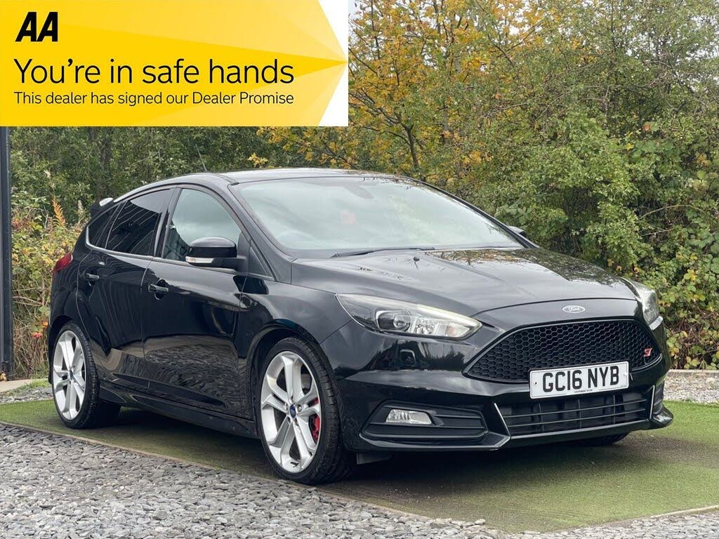 2016 Ford Focus 2.0T ST3 Hatchback