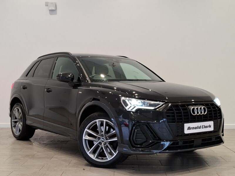 2022 Audi Q3 1.4 45 TFSI e Black Edition Station Wagon