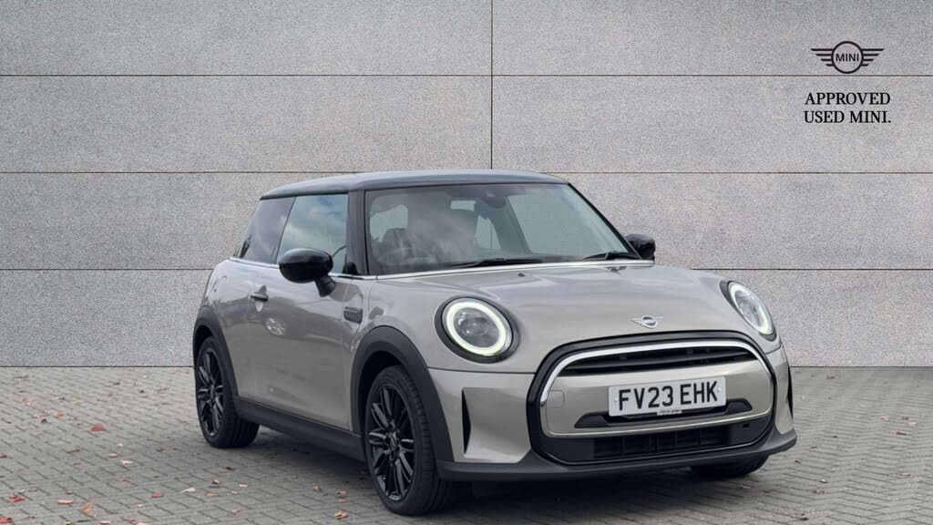 2023 MINI Mini 1.5 Cooper Exclusive (Premium Auto) Hatchback 3d Auto
