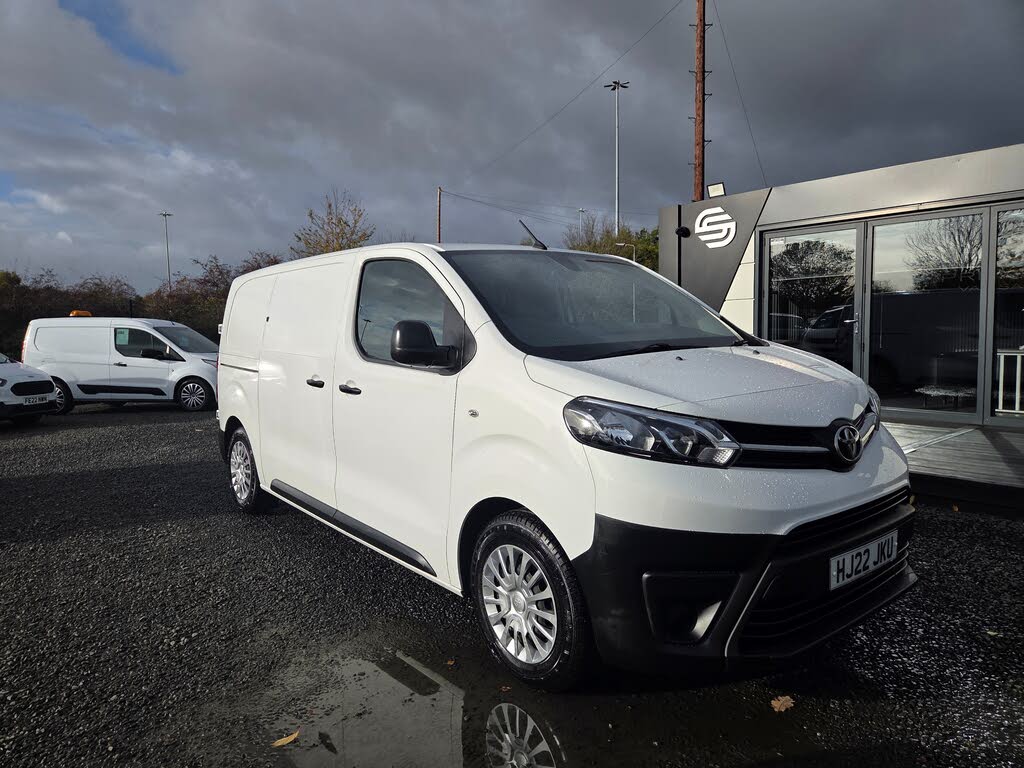 2022 Toyota PROACE 1.5D Icon Medium