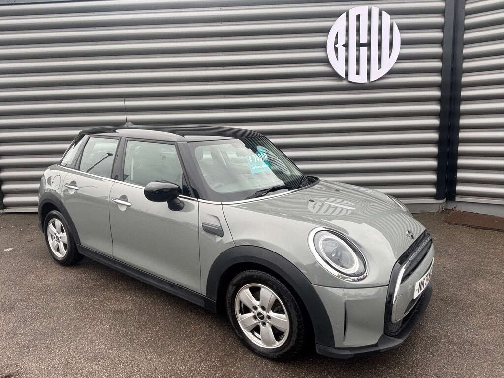 2021 MINI Mini 1.5 Cooper Classic Hatchback 5d