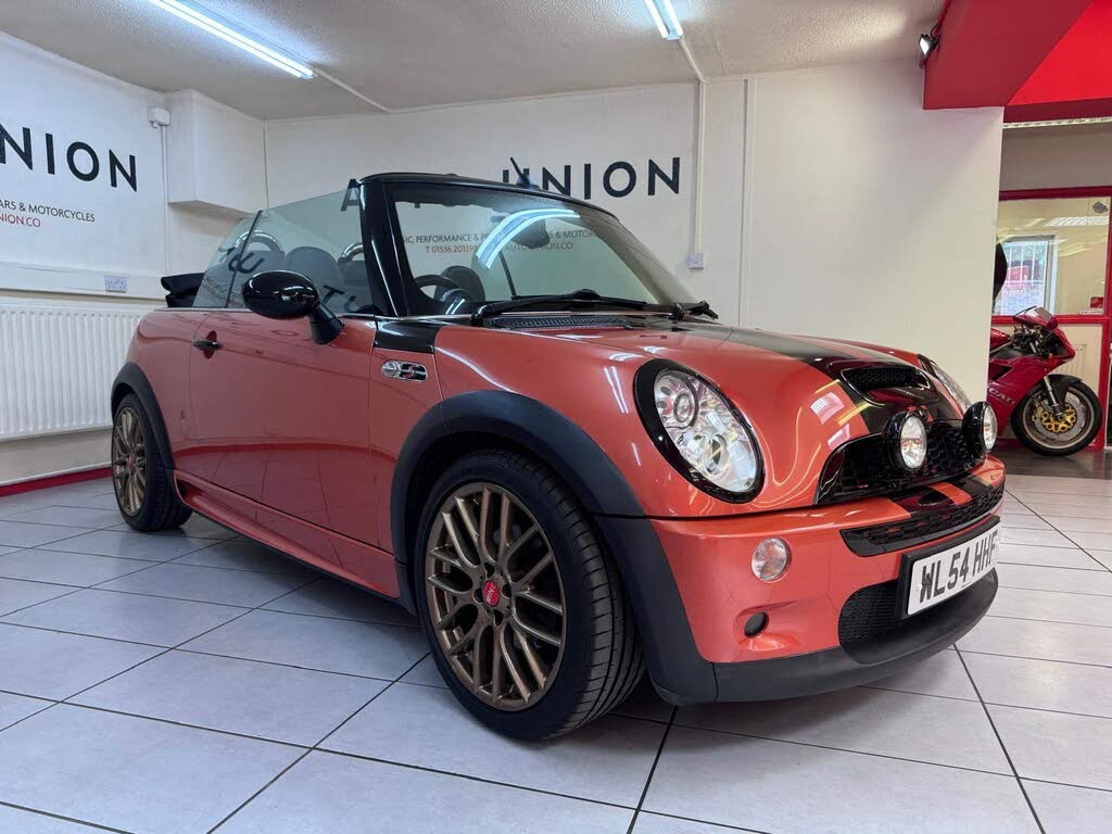 2004 MINI Mini 1.6 Cooper S (Chili) Convertible 2d