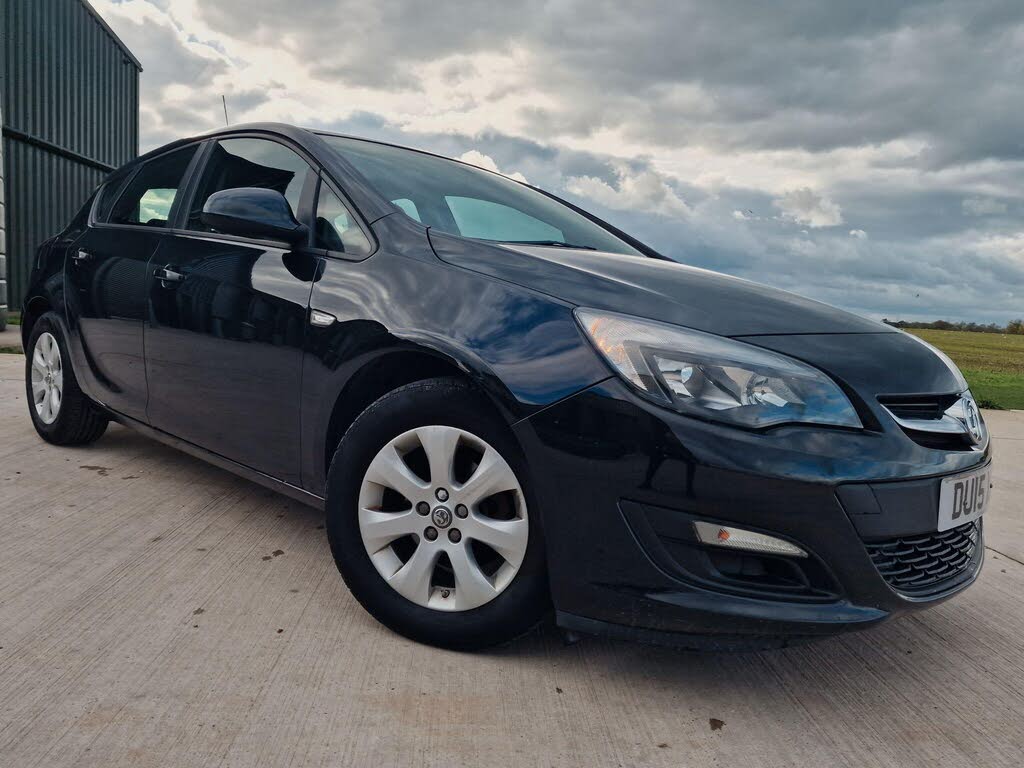 2015 Vauxhall Astra 1.6 Design Hatchback
