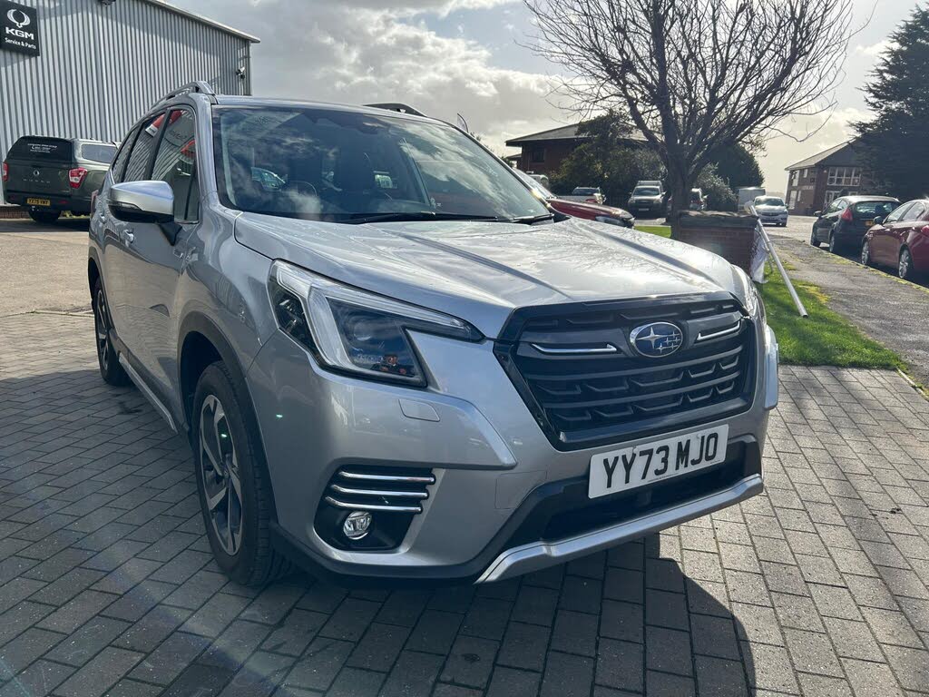 2023 Subaru Forester 2.0 e-Boxer XE