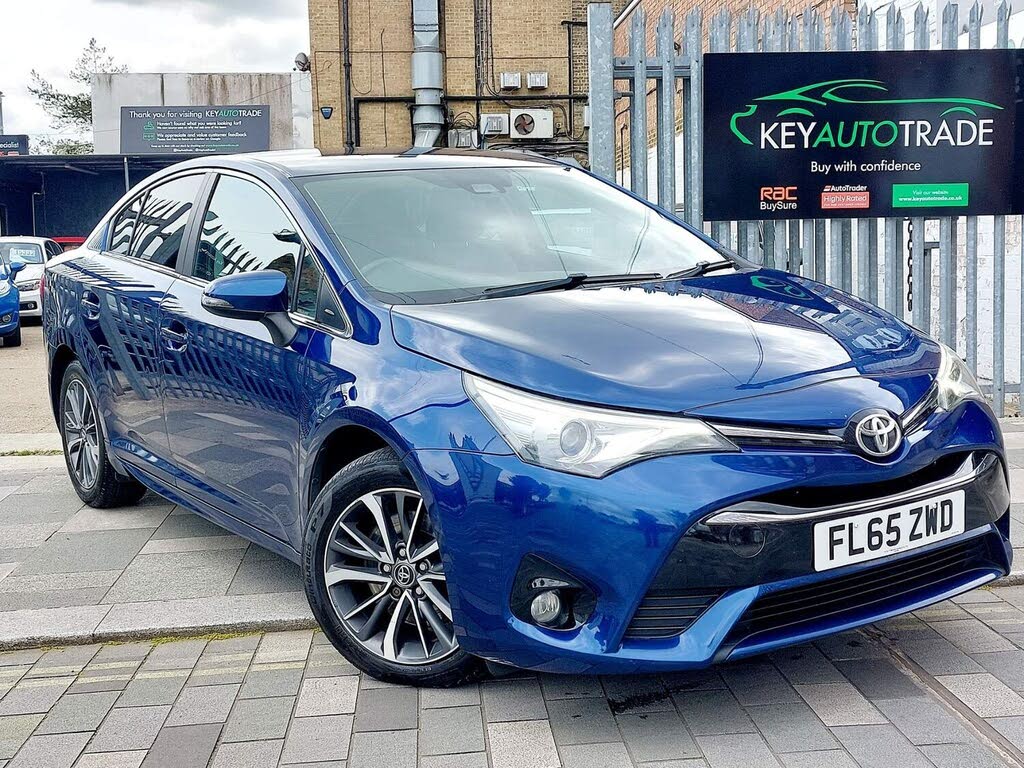 2015 Toyota Avensis 2.0D-4D Business Edition Plus Saloon 4d