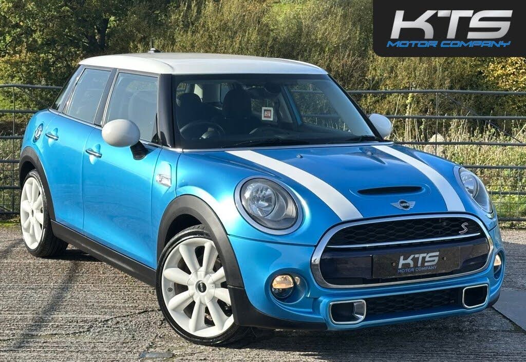 2017 MINI Mini 2.0 Cooper S (s/s) Hatchback 5d