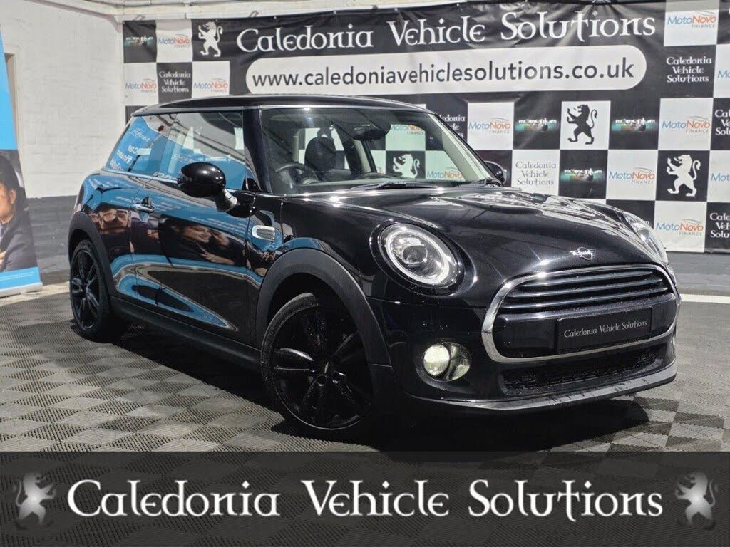 2018 MINI Mini 1.5 Cooper Series II (s/s) Hatchback 3d