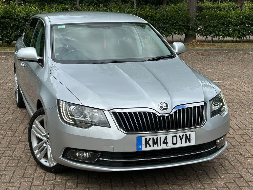 2014 Skoda Superb 2.0TDI Elegance (170ps) 4X4 Hatchback DSG