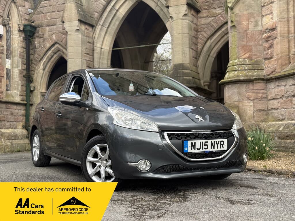 2015 Peugeot 208 1.2 Style PureTech 5d