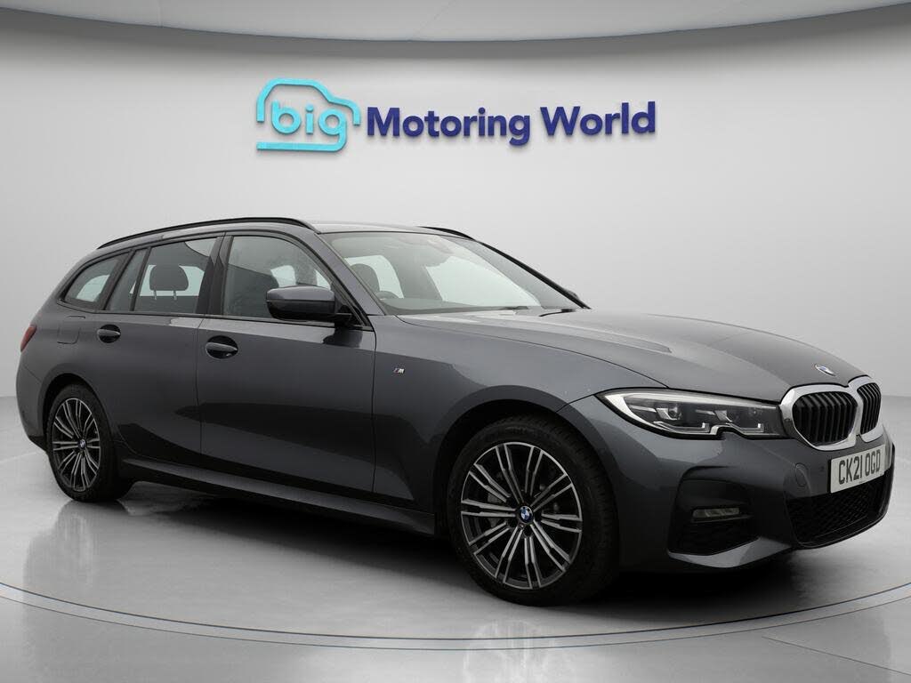 2021 BMW 3 Series 2.0 330e xDrive M Sport Touring 5d