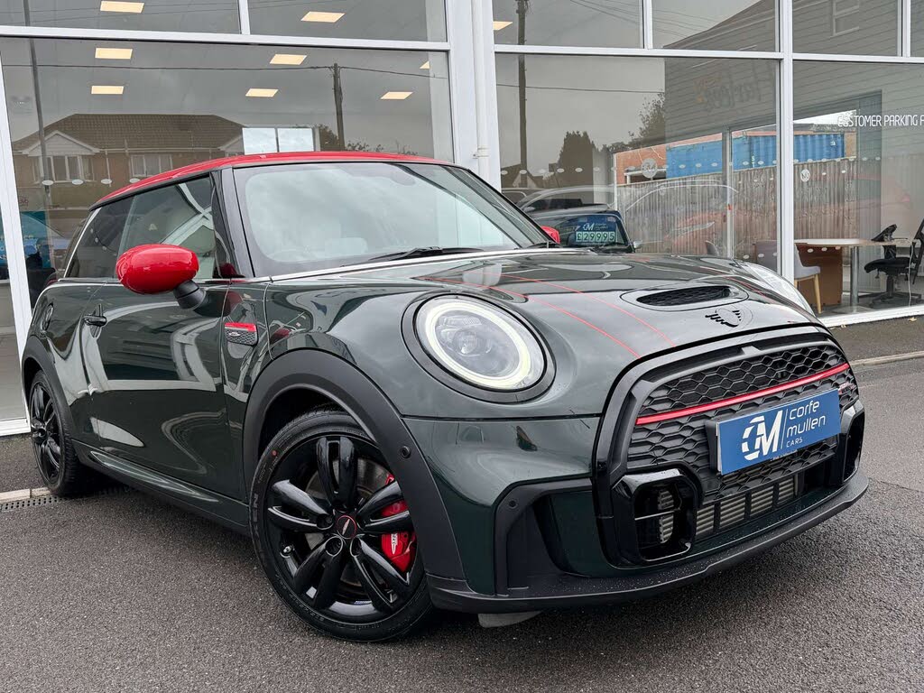 2022 MINI Mini 2.0 John Cooper Works (Premium) Hatchback 3d Auto