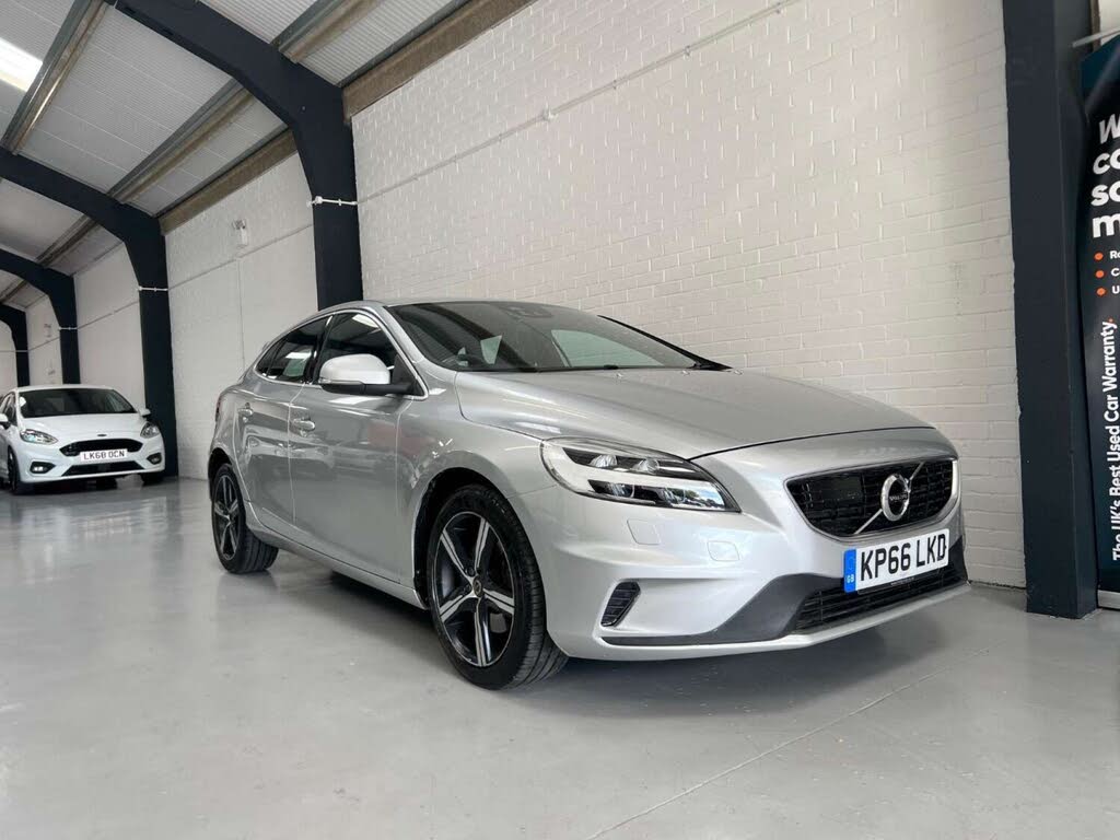 2016 Volvo V40 2.0 T3 R-Design