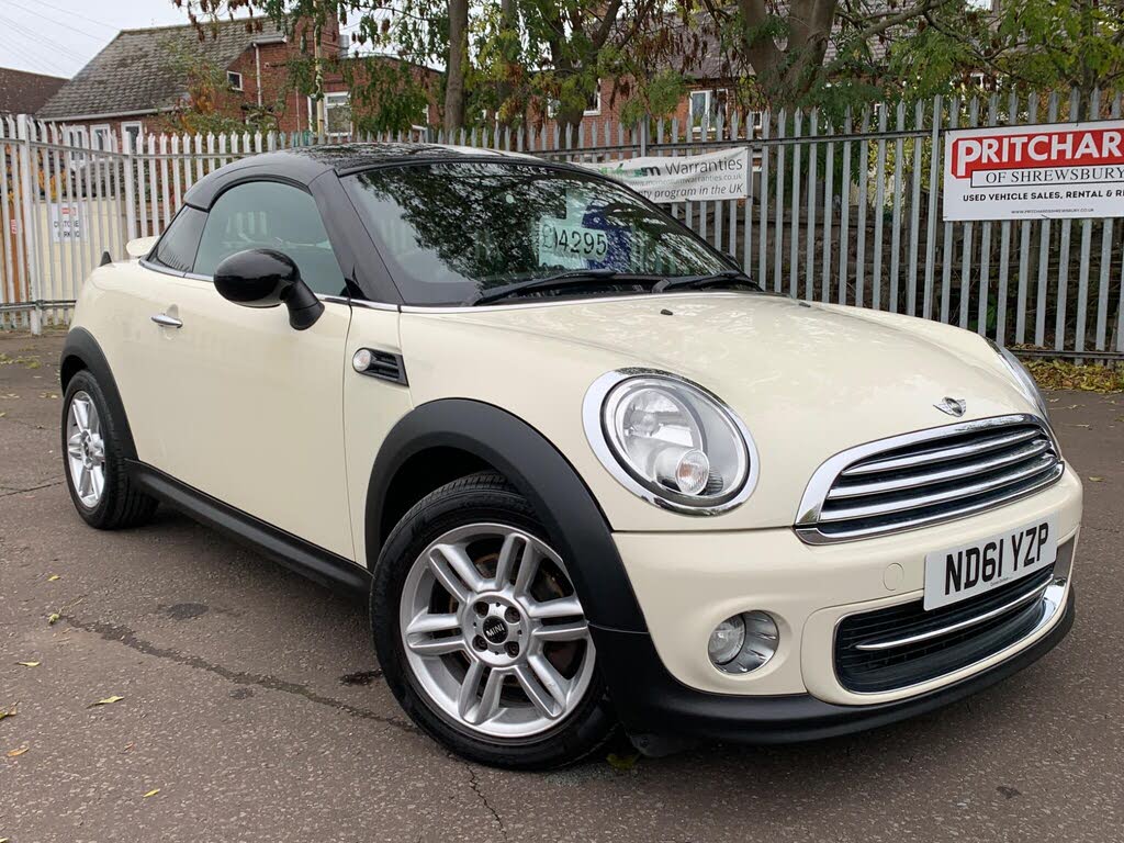 2012 MINI Mini 1.6 Cooper (122bhp) Coupe 3d