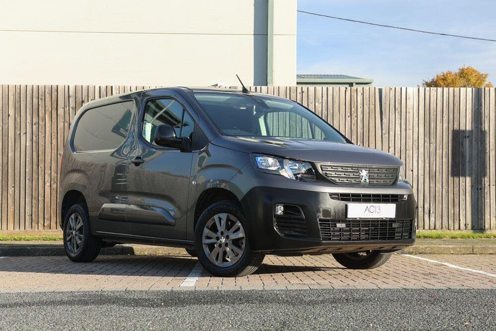 2022 Peugeot Partner 1.5 BlueHDi 1000 Asphalt Premium (130PS)(Eu6dT-E) S&S EAT8