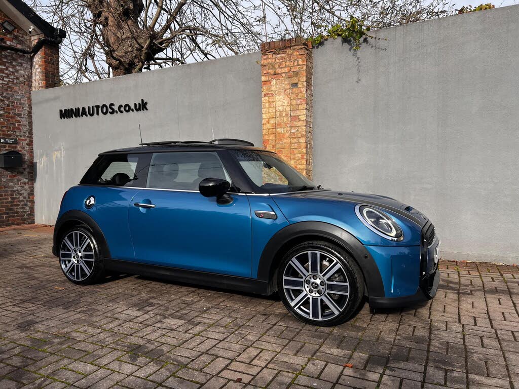 2023 MINI Mini 2.0 Cooper S Exclusive (Premium Auto) Hatchback 3d Auto