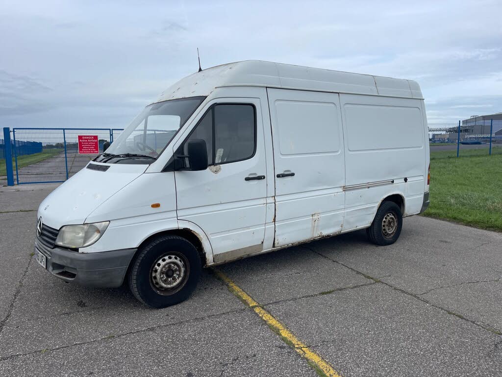 2001 Mercedes-Benz Sprinter 2.2TD 313CDi MWB (3500kg) Panel Van