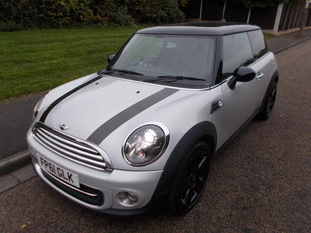 2011 MINI Mini 1.6 Cooper Soho Hatchback 3d