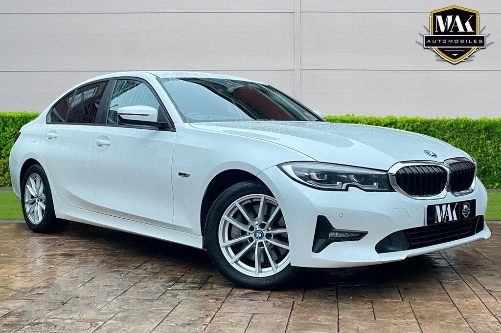 2022 BMW 3 Series 2.0 330e SE Pro Saloon 4d