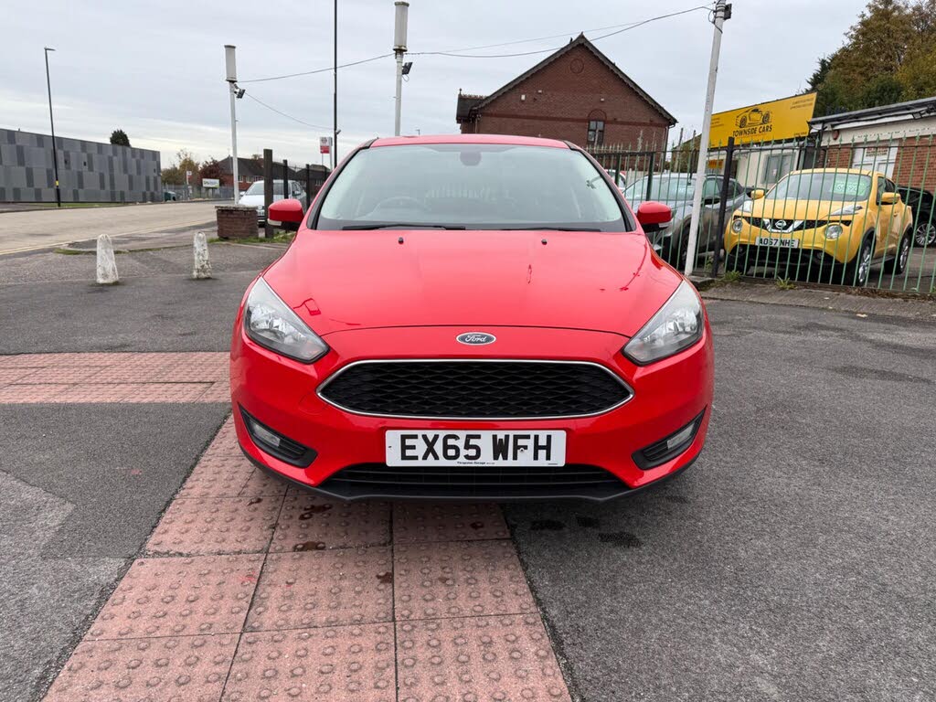 2015 Ford Focus 1.0T Zetec (125ps) Hatchback