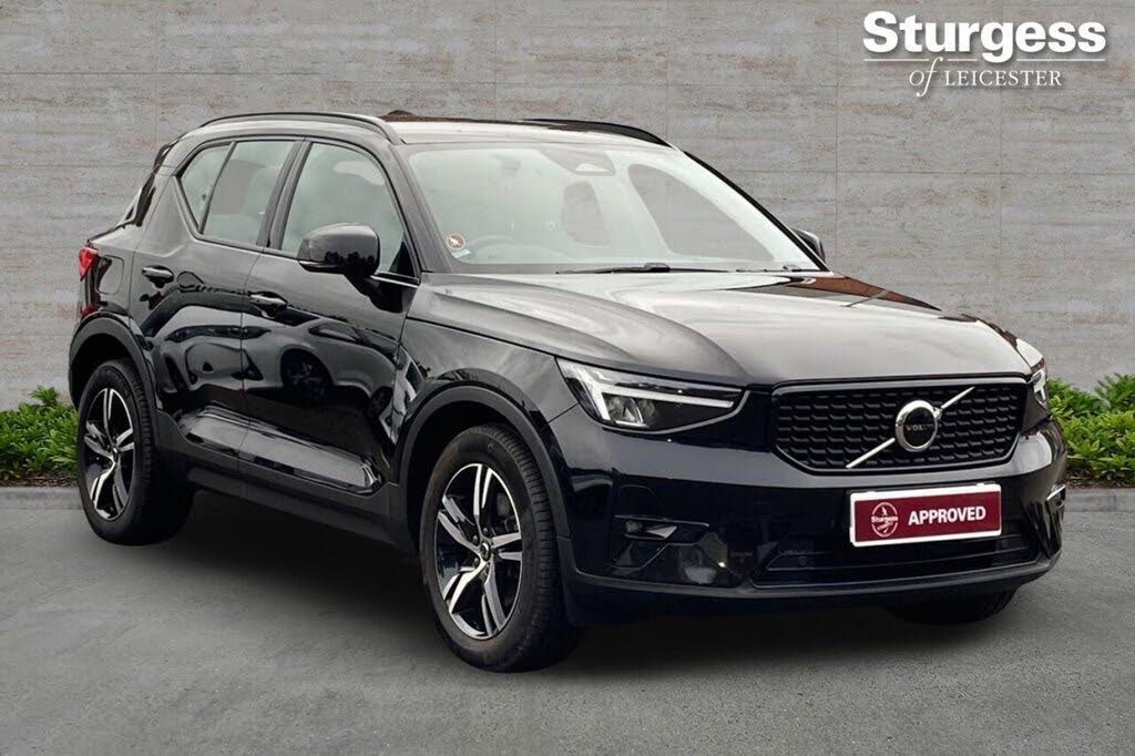 2022 Volvo XC40 2.0 B3 Plus