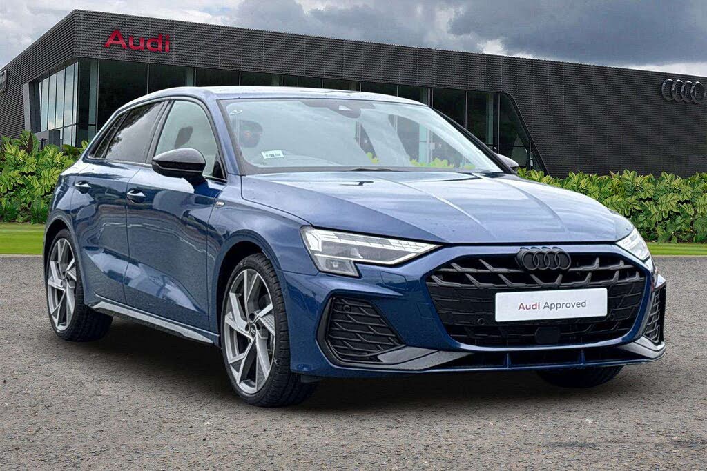 2025 Audi A3 1.5 35 TFSI Black Edition Sportback 5d