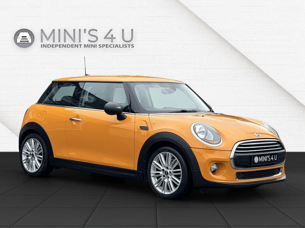 2015 MINI Mini 1.2 One (Media XL)(s/s) 3d
