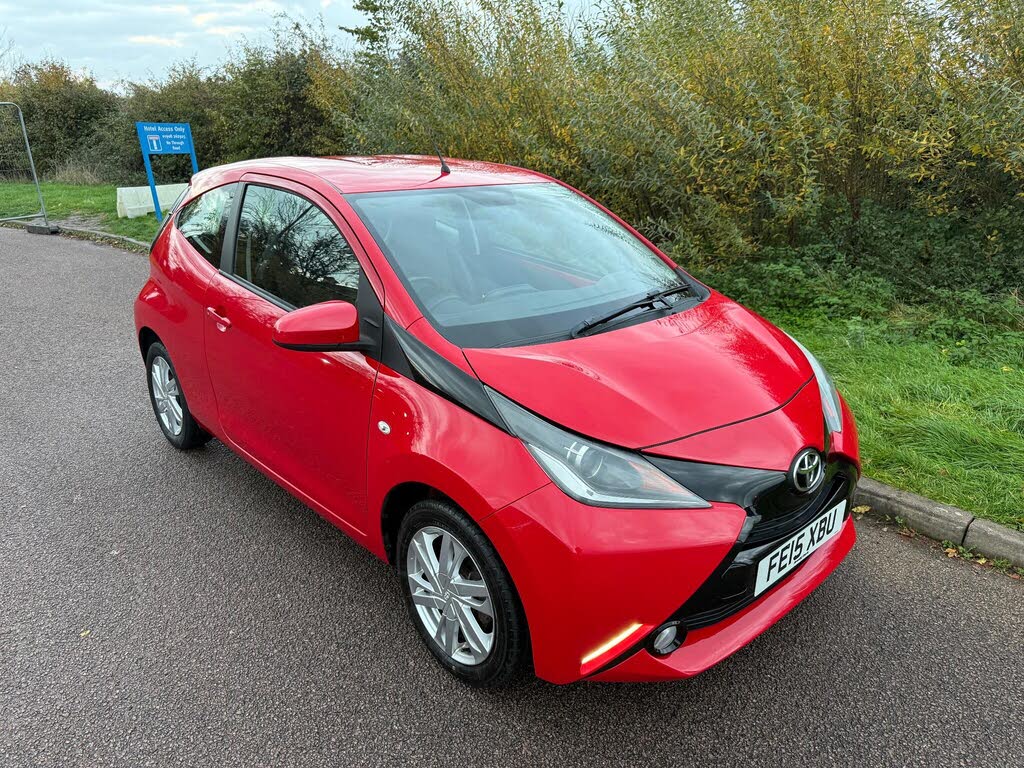 2015 Toyota AYGO 1.0 VVT-i x-pression 3d