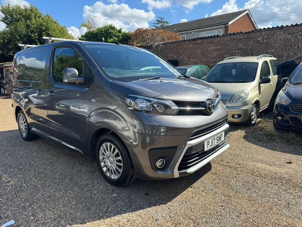 2017 Toyota PROACE 1.6D Comfort Compact