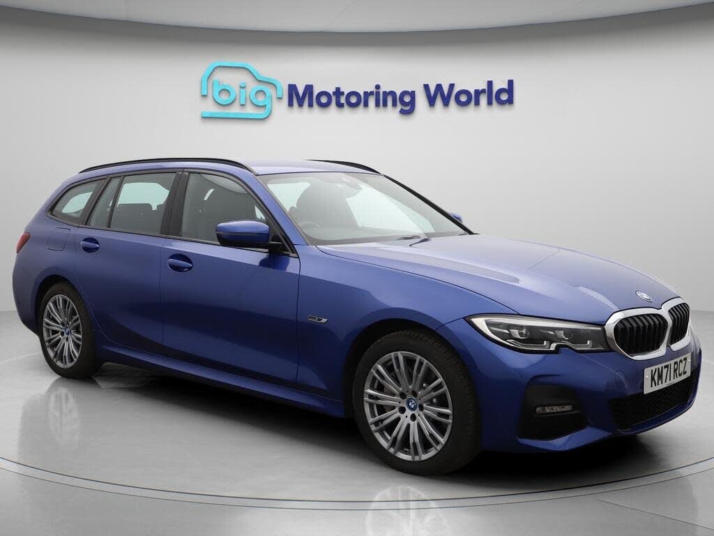 2021 BMW 3 Series 2.0 330e xDrive M Sport Touring 5d