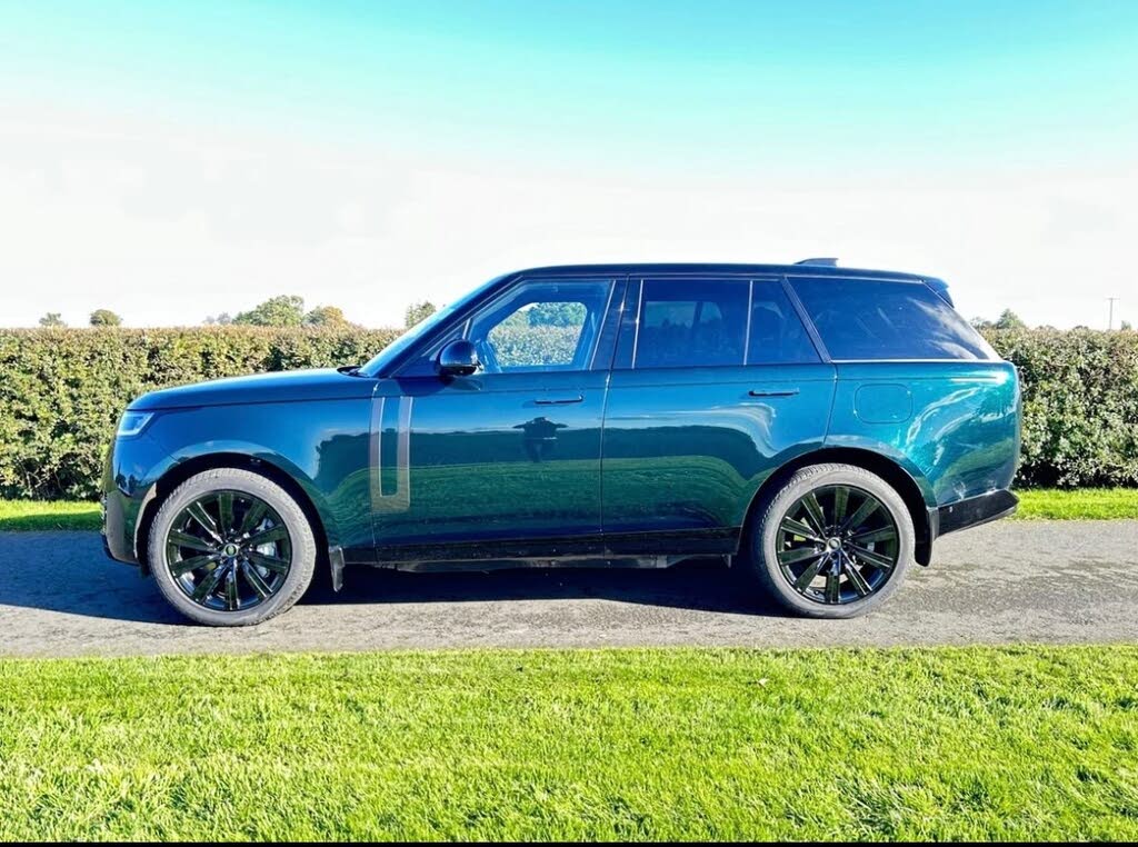 2022 Land Rover Range Rover 3.0 P440e HSE