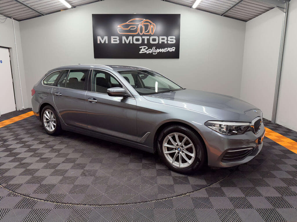 2017 BMW 5 Series 2.0TD 520d SE (188bhp) xDrive Touring 5d