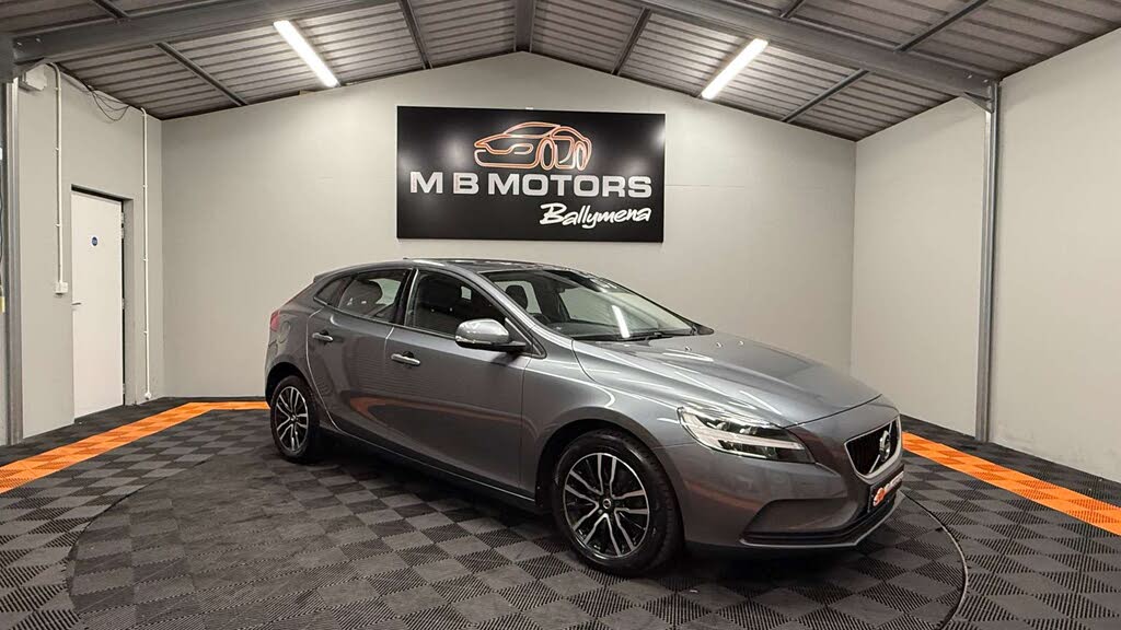 2018 Volvo V40 2.0 T2 Momentum