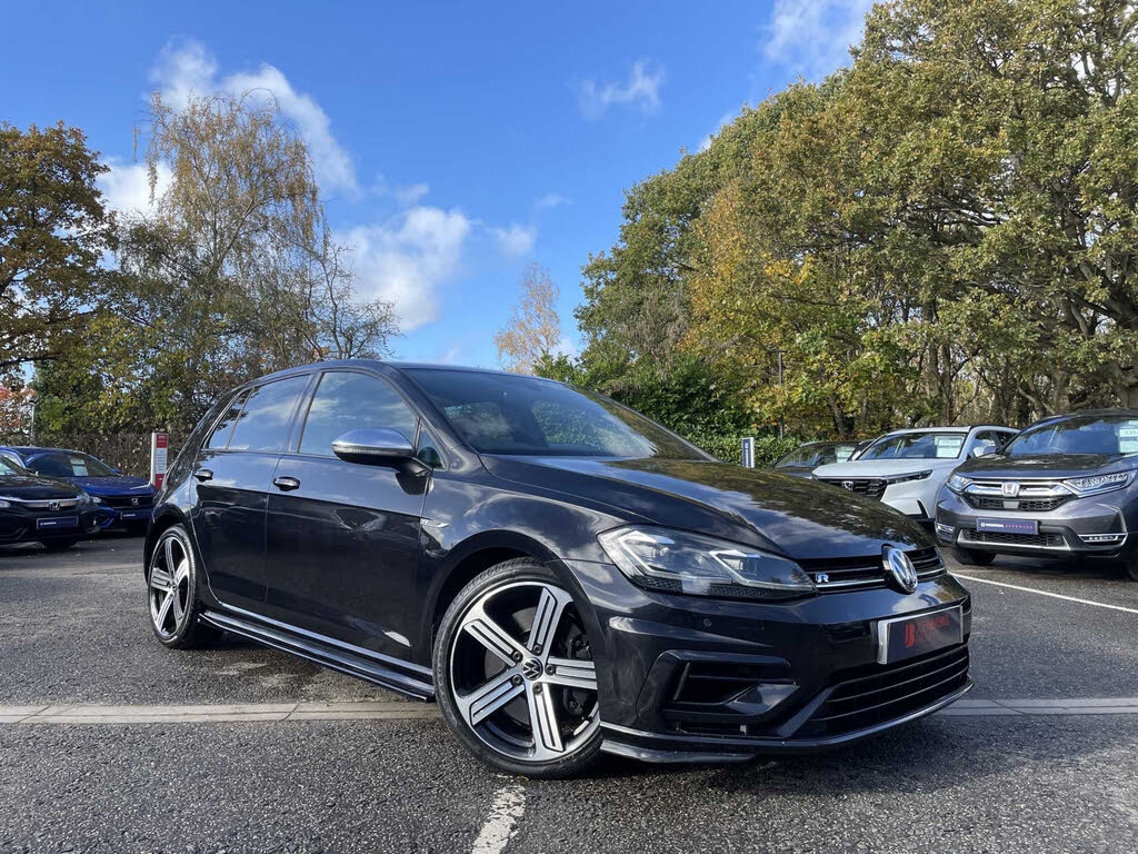 2018 Volkswagen Golf 2.0 TSI R Hatchback 5d DSG