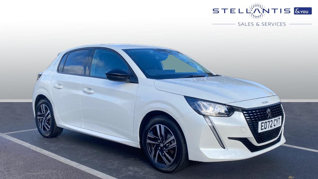 2022 Peugeot 208 1.2 PureTech Allure Premium+ (100ps)