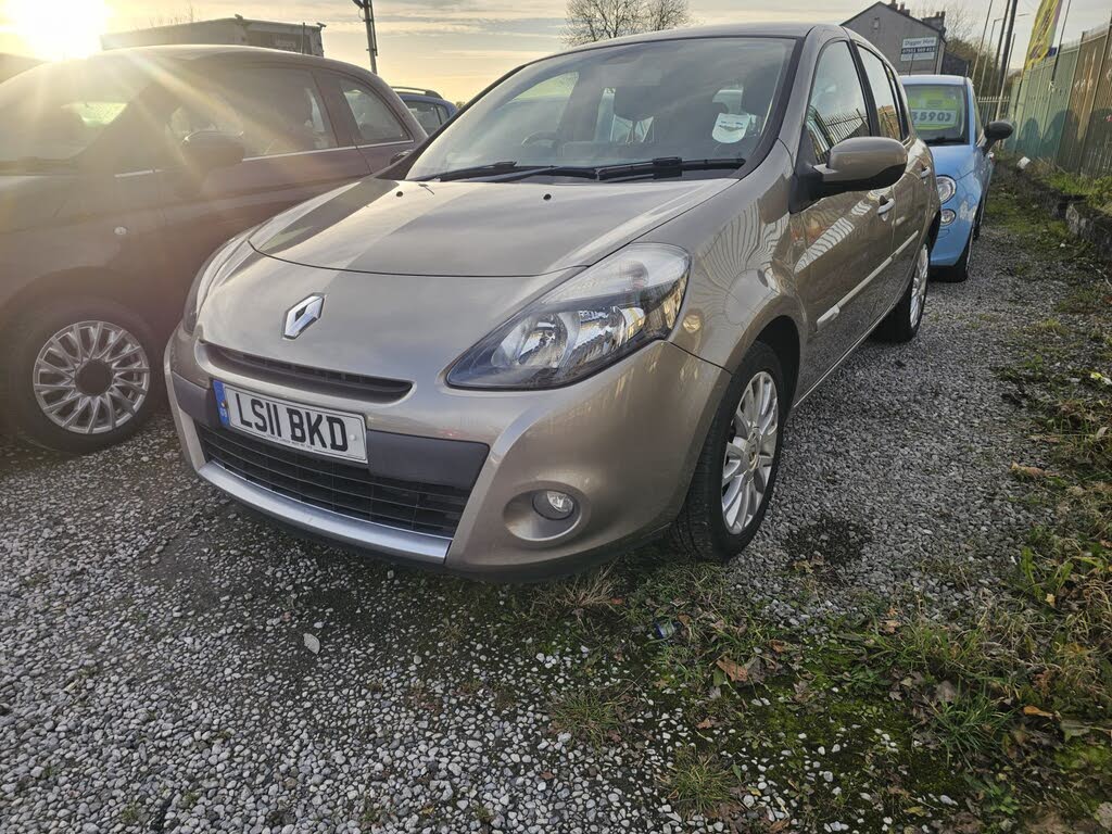 2011 Renault Clio 1.2 Dynamique Tom Tom TCe (100bhp) Hatchback 5d