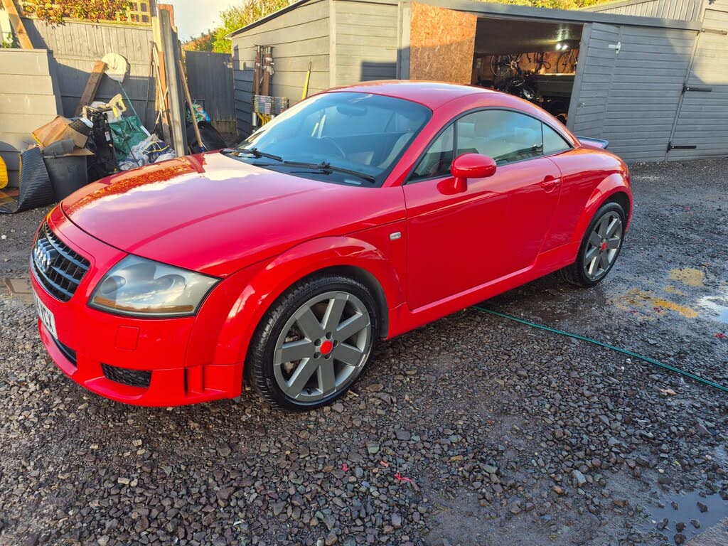 2004 Audi TT Coupe 3.2 quattro V6 DSG
