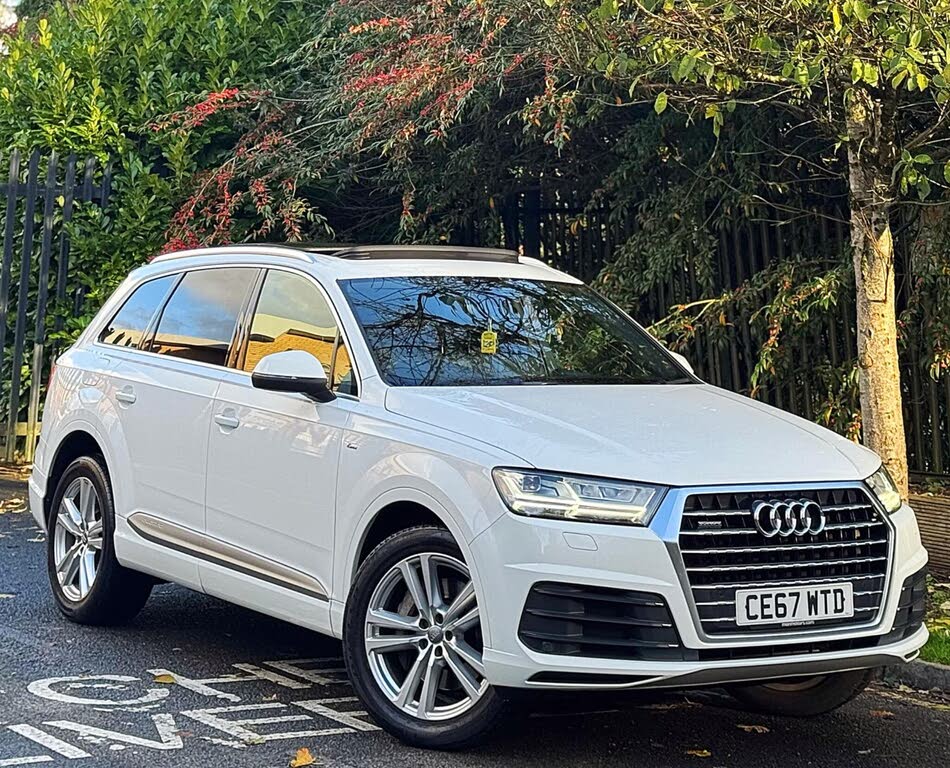 2017 Audi Q7 3.0TDI quattro S Line (218ps)