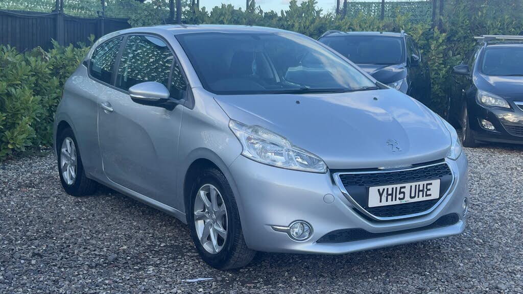 2015 Peugeot 208 1.2 Active VTi 3d