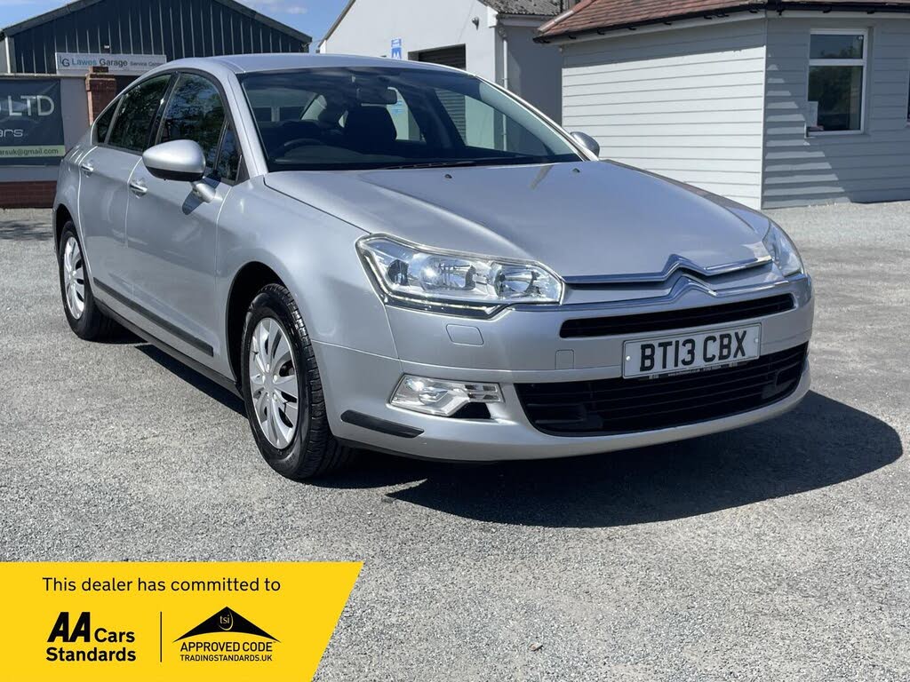 2013 Citroen C5 1.6HDi VTR (115ps) (Techno Pk) Saloon 4d