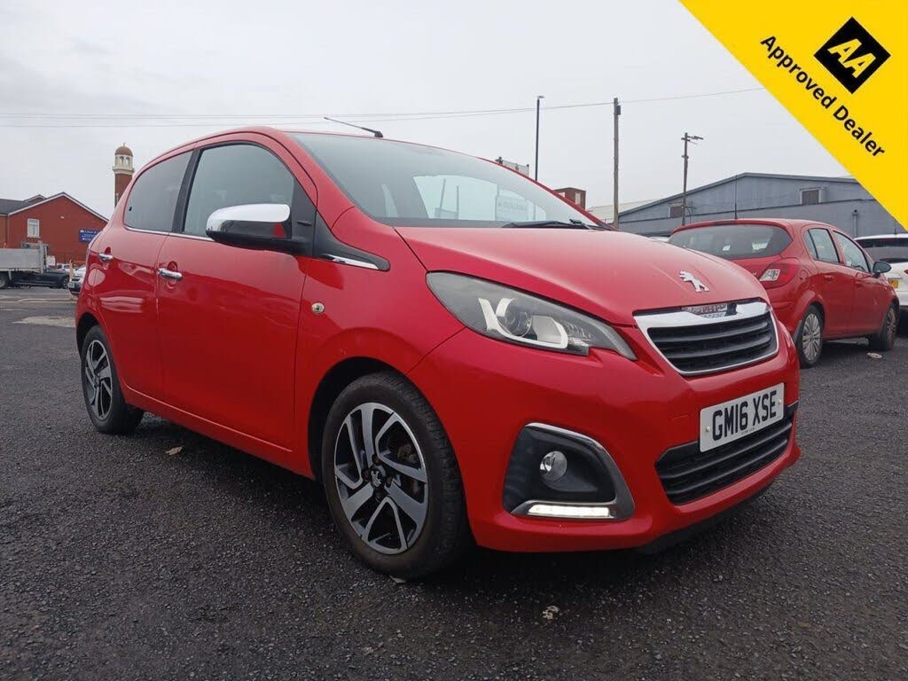 2016 Peugeot 108 1.2 PureTech Feline Nav 5d